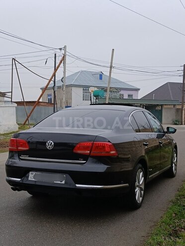 Volkswagen Passat 2013, 190,000 km - 1.8 l - Bakı