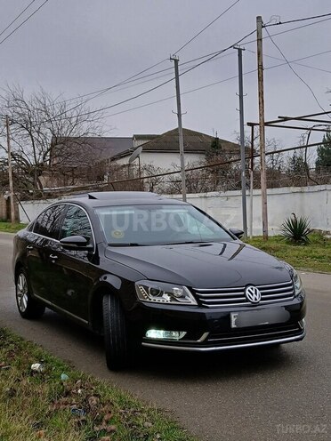 Volkswagen Passat 2013, 190,000 km - 1.8 l - Bakı