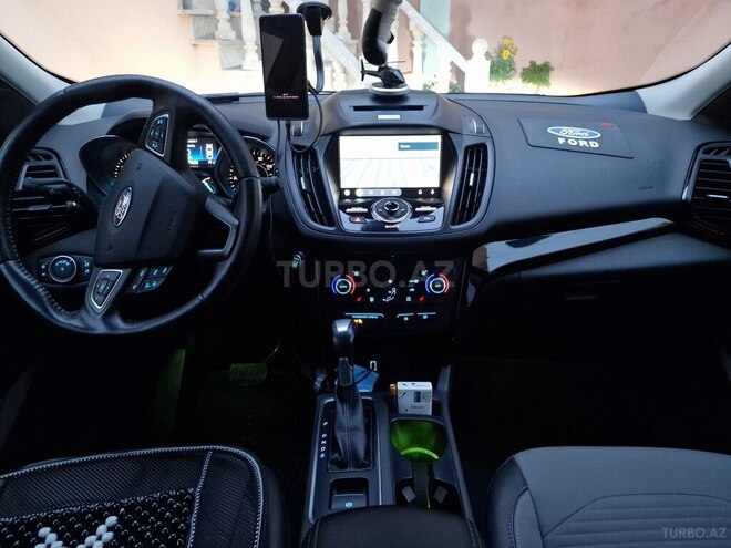 Ford Escape 2017, 123,600 km - 1.5 l - Bakı