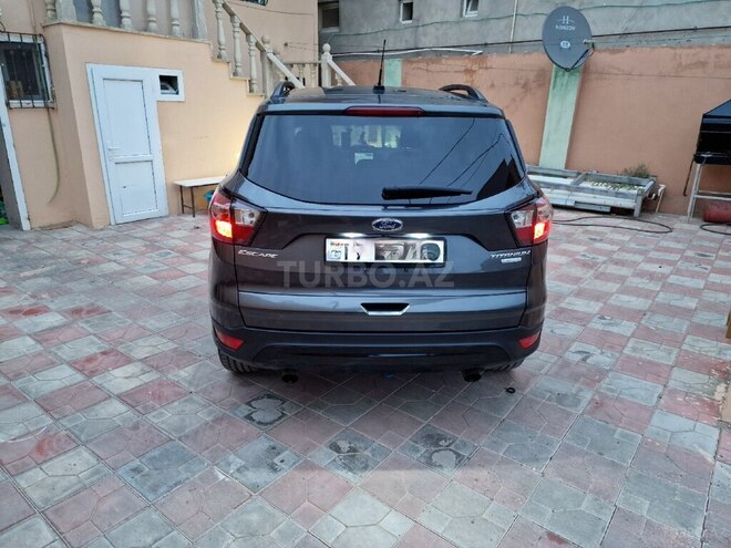 Ford Escape 2017, 123,600 km - 1.5 l - Bakı
