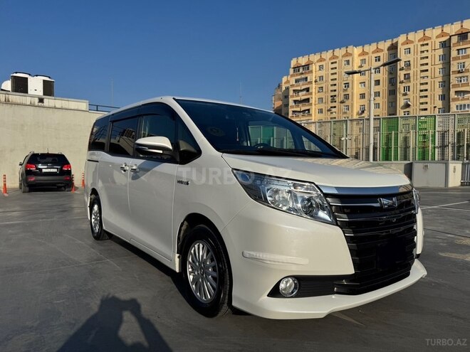 Toyota Noah 2016, 62,000 km - 1.8 l - Bakı