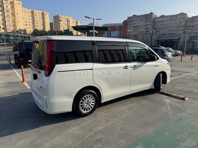 Toyota Noah 2016, 62,000 km - 1.8 l - Bakı