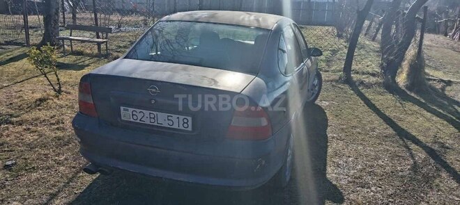 Opel Vectra 1997, 556,656 km - 1.6 l - Zaqatala