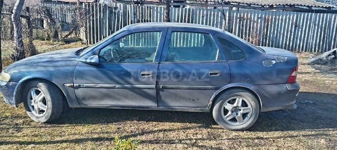 Opel Vectra 1997, 556,656 km - 1.6 l - Zaqatala