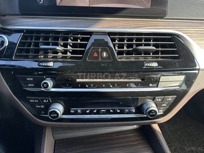 BMW 520 2017, 165,000 km - 2.0 l - Bakı
