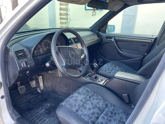 Mercedes C 220 d 1998, 557,000 km - 2.2 л - İsmayıllı