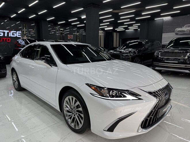 Lexus ES 300h-3