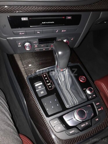Audi  2015, 40,331 km - 4.0 l - Bakı