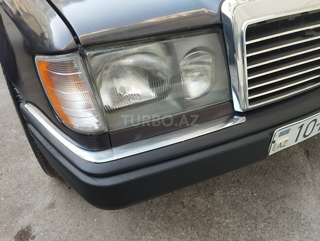 Mercedes E 260 1991, 315,000 km - 2.6 л - Bakı