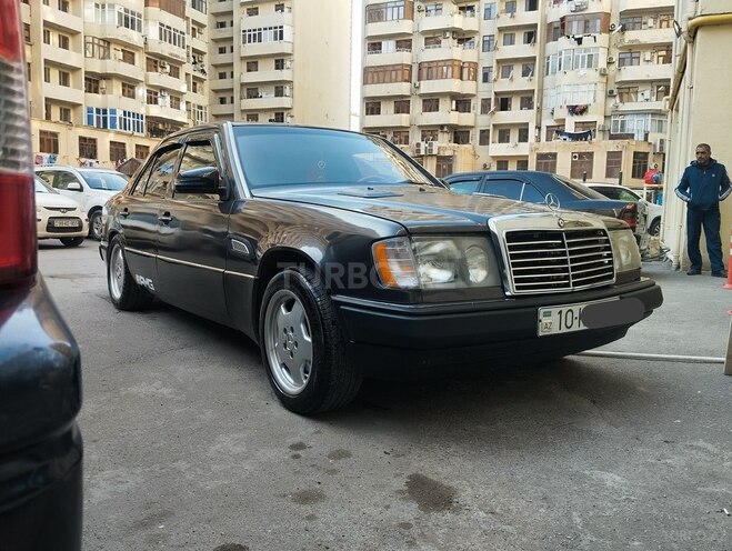 Mercedes E 260 1991, 315,000 km - 2.6 л - Bakı
