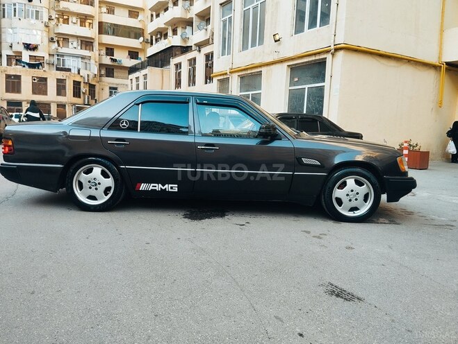 Mercedes E 260 1991, 315,000 km - 2.6 л - Bakı