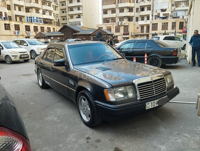 Mercedes E 260 1991, 315,000 km - 2.6 л - Bakı