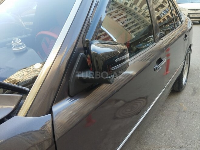 Mercedes E 260 1991, 315,000 km - 2.6 л - Bakı