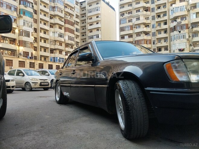 Mercedes E 260 1991, 315,000 km - 2.6 л - Bakı