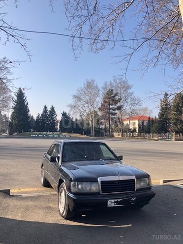 Mercedes 190 1990, 333,000 km - 2.0 l - Mingəçevir