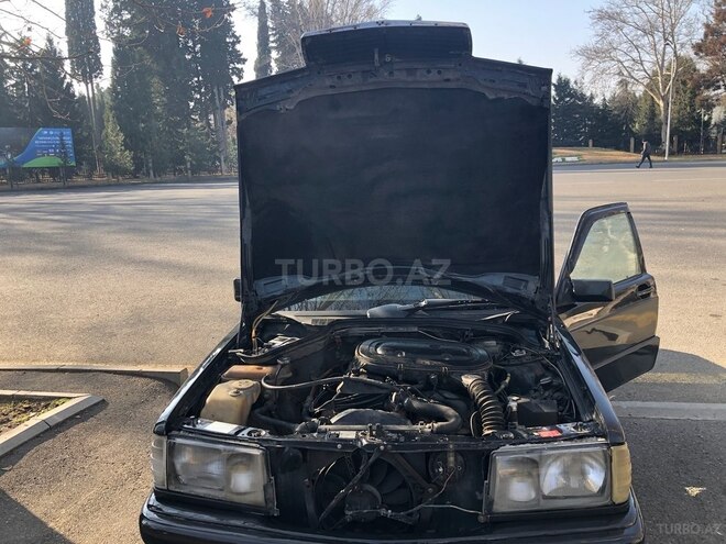 Mercedes 190 1990, 333,000 km - 2.0 l - Mingəçevir