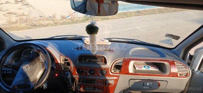 Mercedes  2006, 555,555 km - 2.2 л - Şirvan