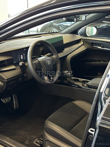 Toyota Camry-8