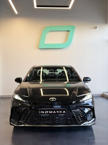 Toyota Camry-1