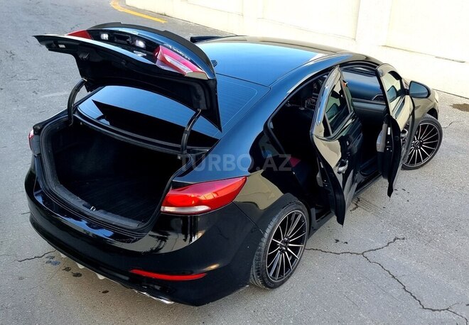 Hyundai Elantra 2017, 121,000 km - 2.0 l - Bakı