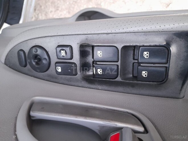 Kia Carens 2009, 198,500 km - 2.0 l - Bakı