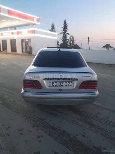 Mercedes E 320 1996, 326,000 km - 3.2 l - Bakı