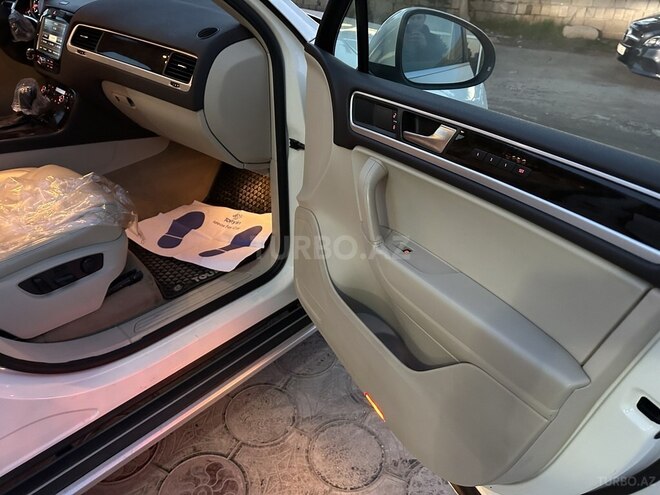 Volkswagen Touareg 2011, 204,000 km - 3.6 l - Sumqayıt