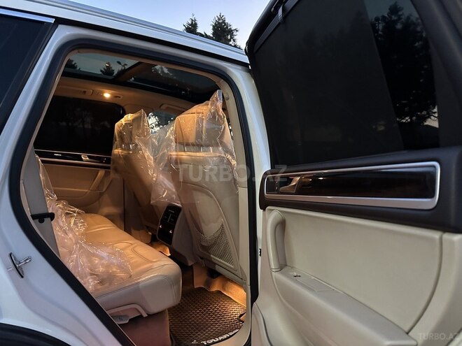 Volkswagen Touareg 2011, 204,000 km - 3.6 l - Sumqayıt