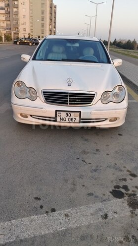 Mercedes C 240 2005, 288,000 km - 2.6 l - Bakı