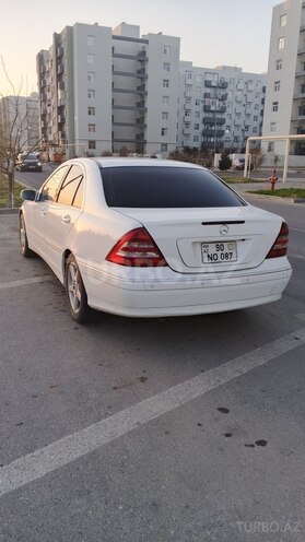 Mercedes C 240 2005, 288,000 km - 2.6 l - Bakı