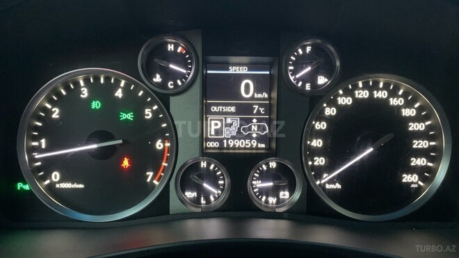 Lexus LX 570-12