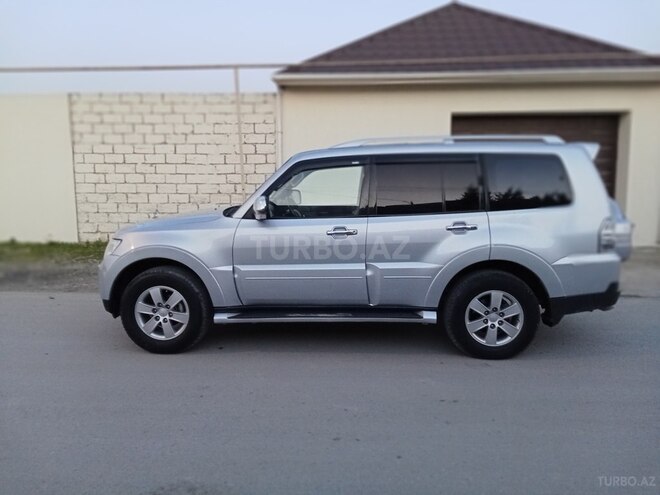 Mitsubishi Pajero 2008, 210,000 km - 3.0 l - Bakı