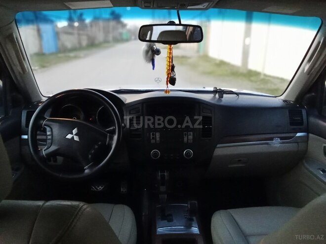 Mitsubishi Pajero 2008, 210,000 km - 3.0 l - Bakı