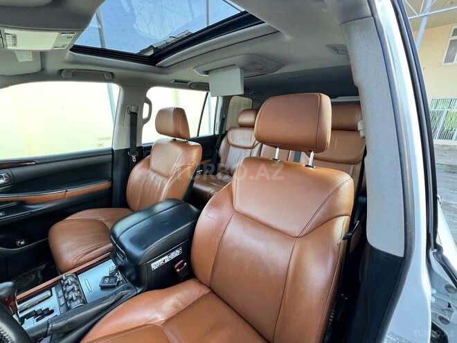 Lexus LX 570-12