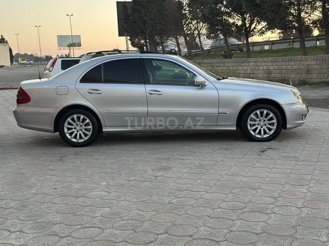 Mercedes E 280-12