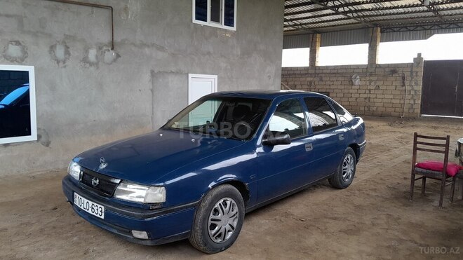 Opel Vectra 1992, 500,000 km - 2.0 l - Saatlı