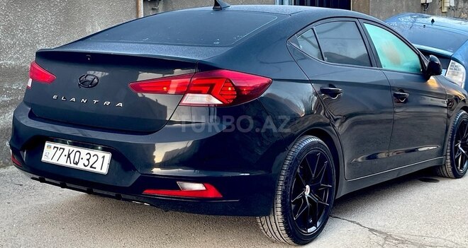 Hyundai Elantra 2018, 188,293 km - 2.0 l - Bakı