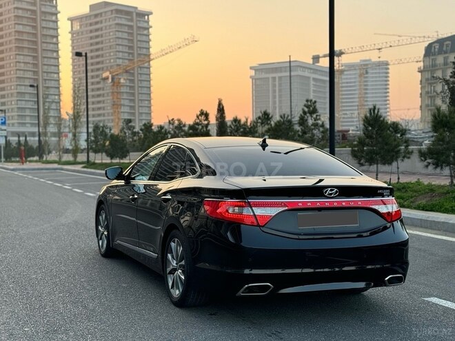 Hyundai Grandeur 2014, 239,000 km - 2.2 l - Bakı