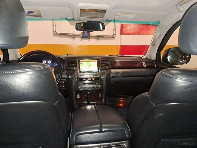 Lexus LX 570-6