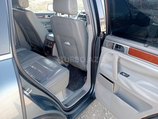 Volkswagen Touareg 2004, 325,726 km - 3.2 l - Bakı