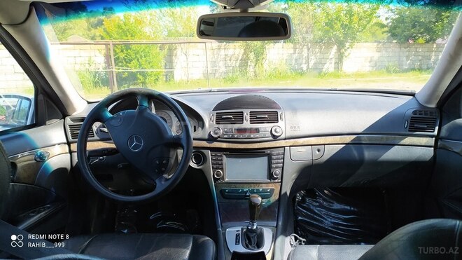 Mercedes E 240 2002, 235,600 km - 2.4 l - Bakı