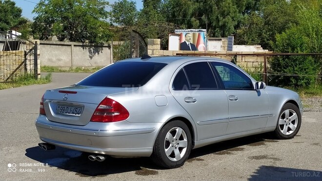 Mercedes E 240 2002, 235,600 km - 2.4 l - Bakı