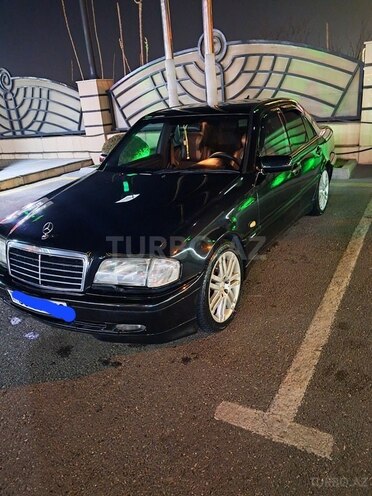 Mercedes C 230 1999, 324,000 km - 2.3 l - Bakı