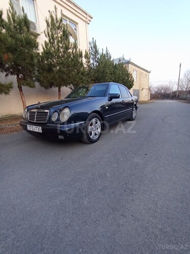 Mercedes E 200 1997, 222,000 km - 2.0 л - Balakən