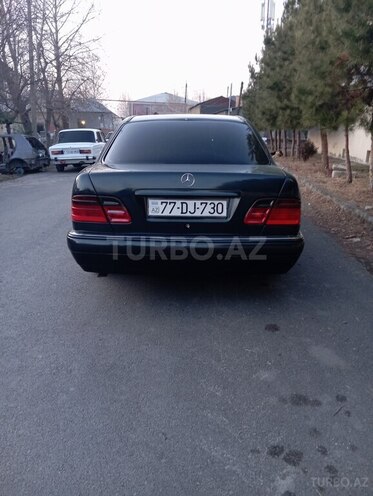Mercedes E 200 1997, 222,000 km - 2.0 л - Balakən