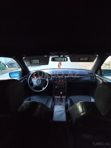 Mercedes E 200 1997, 222,000 km - 2.0 л - Balakən