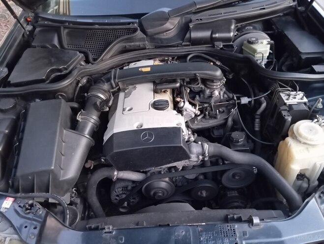 Mercedes E 200 1997, 222,000 km - 2.0 л - Balakən