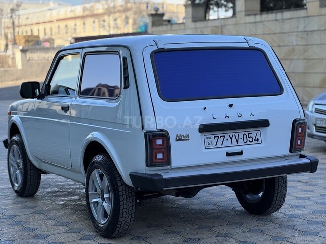 LADA (VAZ) Niva 2024, 2,900 km - 1.7 л - Gəncə