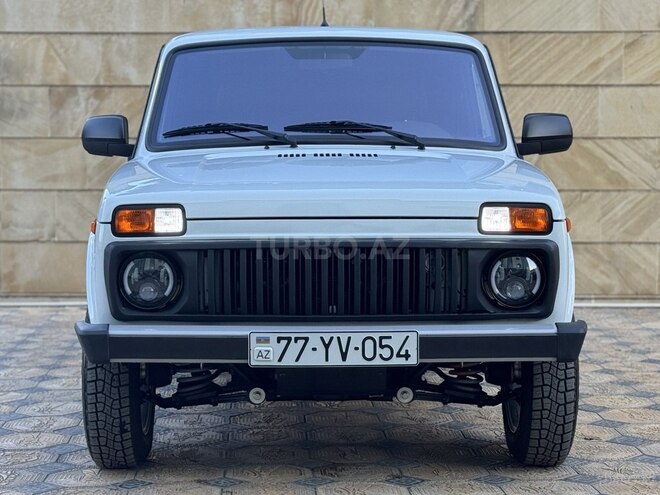 LADA (VAZ) Niva 2024, 2,900 km - 1.7 л - Gəncə