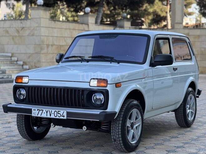 LADA (VAZ) Niva 2024, 2,900 km - 1.7 л - Gəncə
